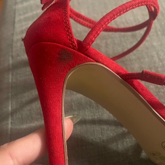 Red summer  heels - Picture 4 of 5